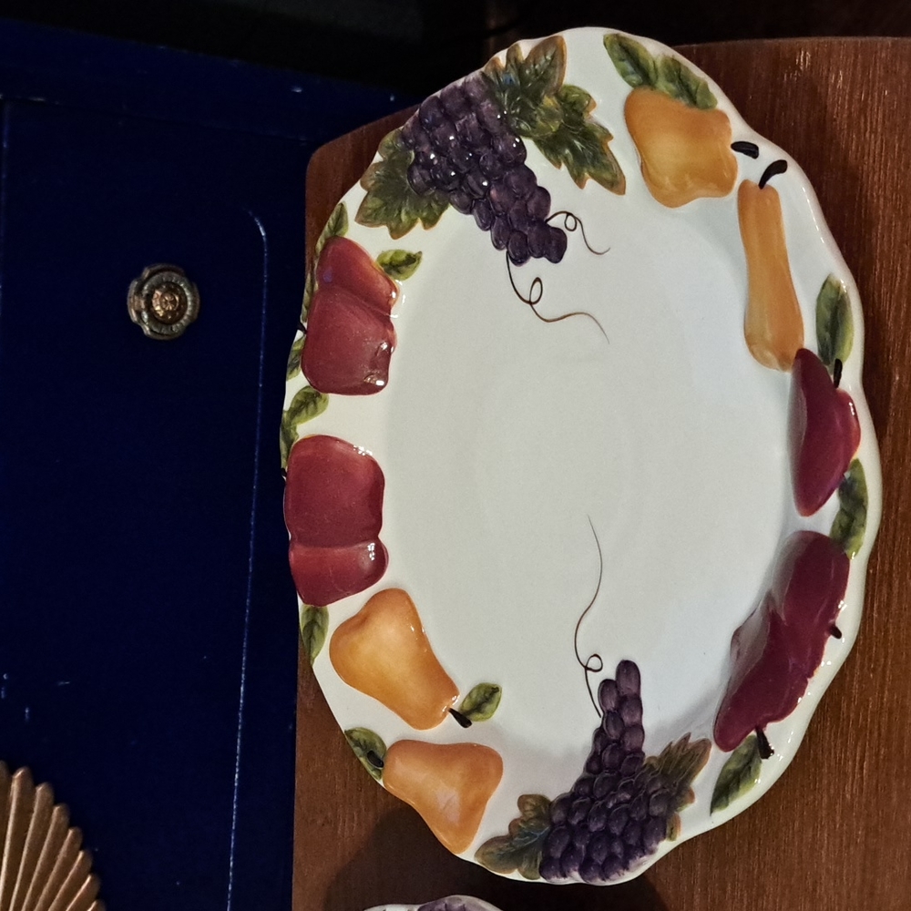 2 Celebrating HOME stoneware collection dinner plates